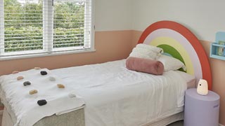 How to make a rainbow headboard