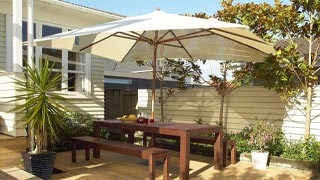 Outdoor landscaping features