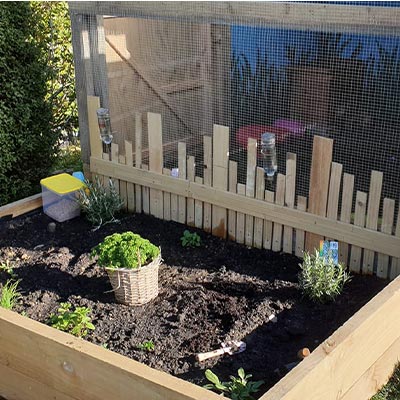 Clea - Bunny Mansion & Herb Garden