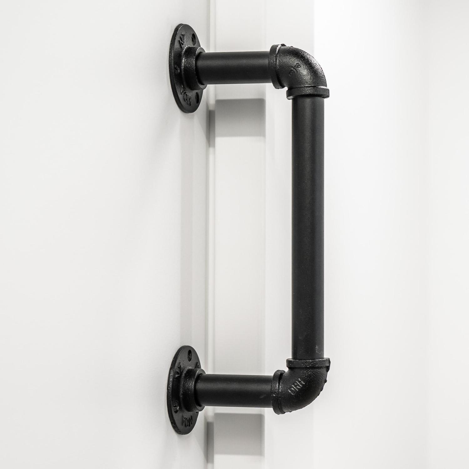 Medium Pull Handle 330 x 115 x 70mm Black