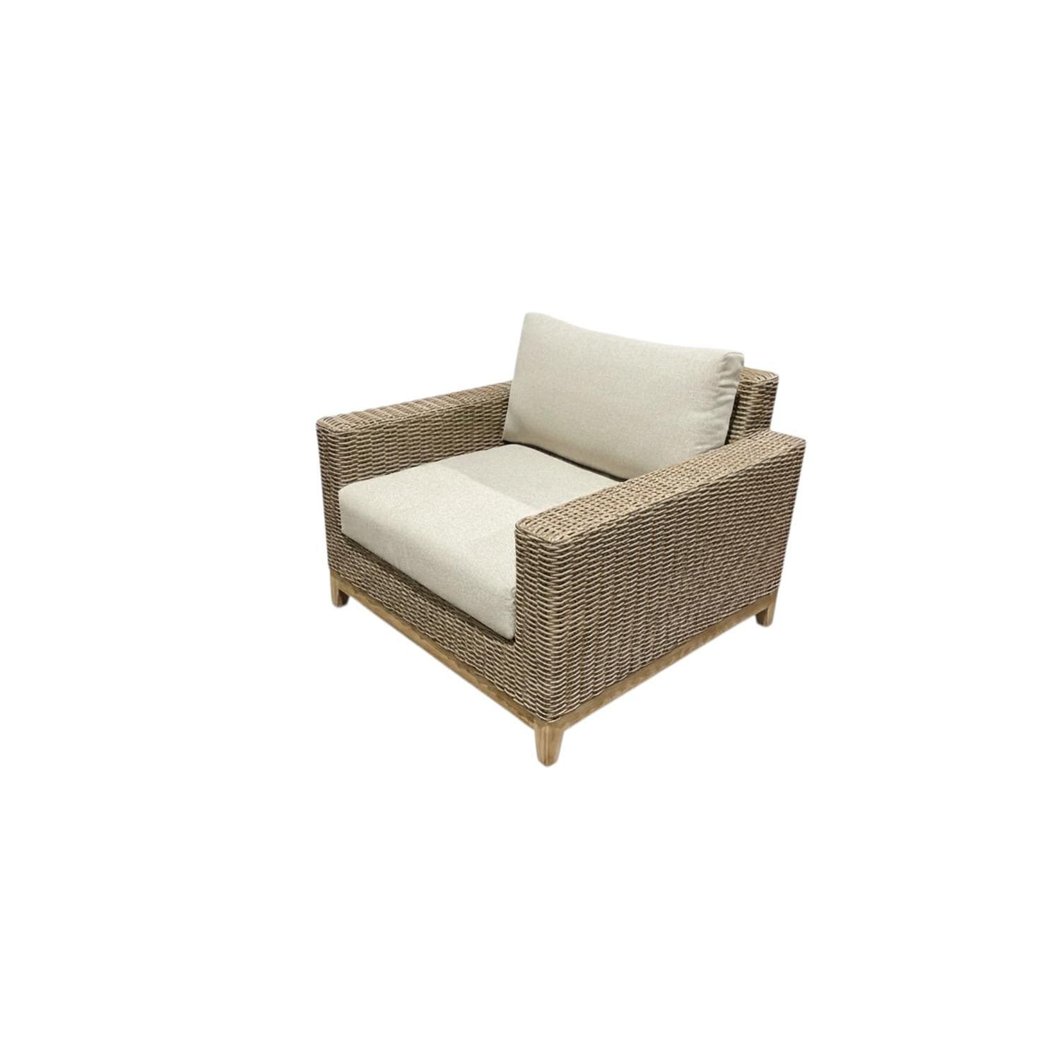 Ayana Outdoor Single Lounge Chair