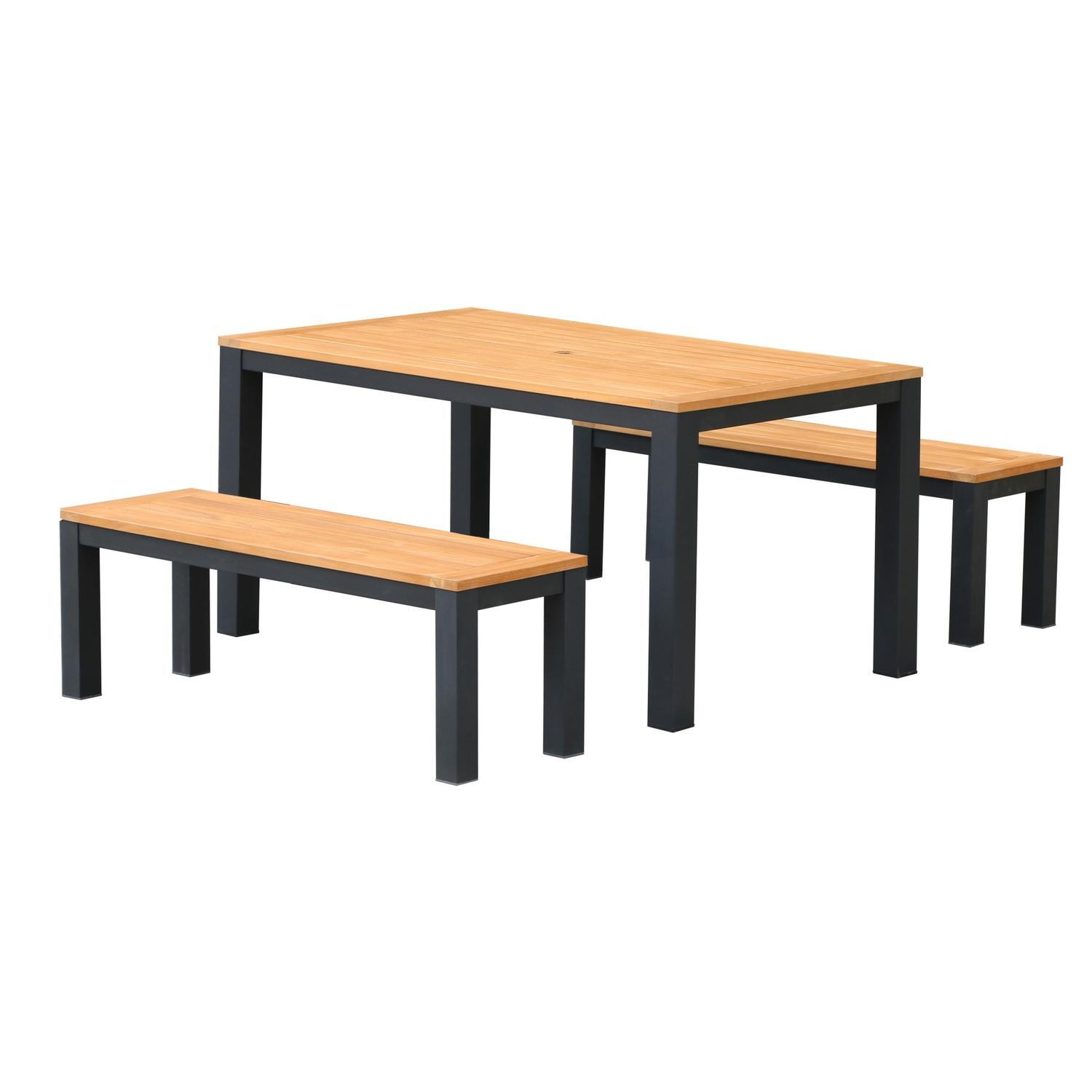 Outdoor Bench Setting