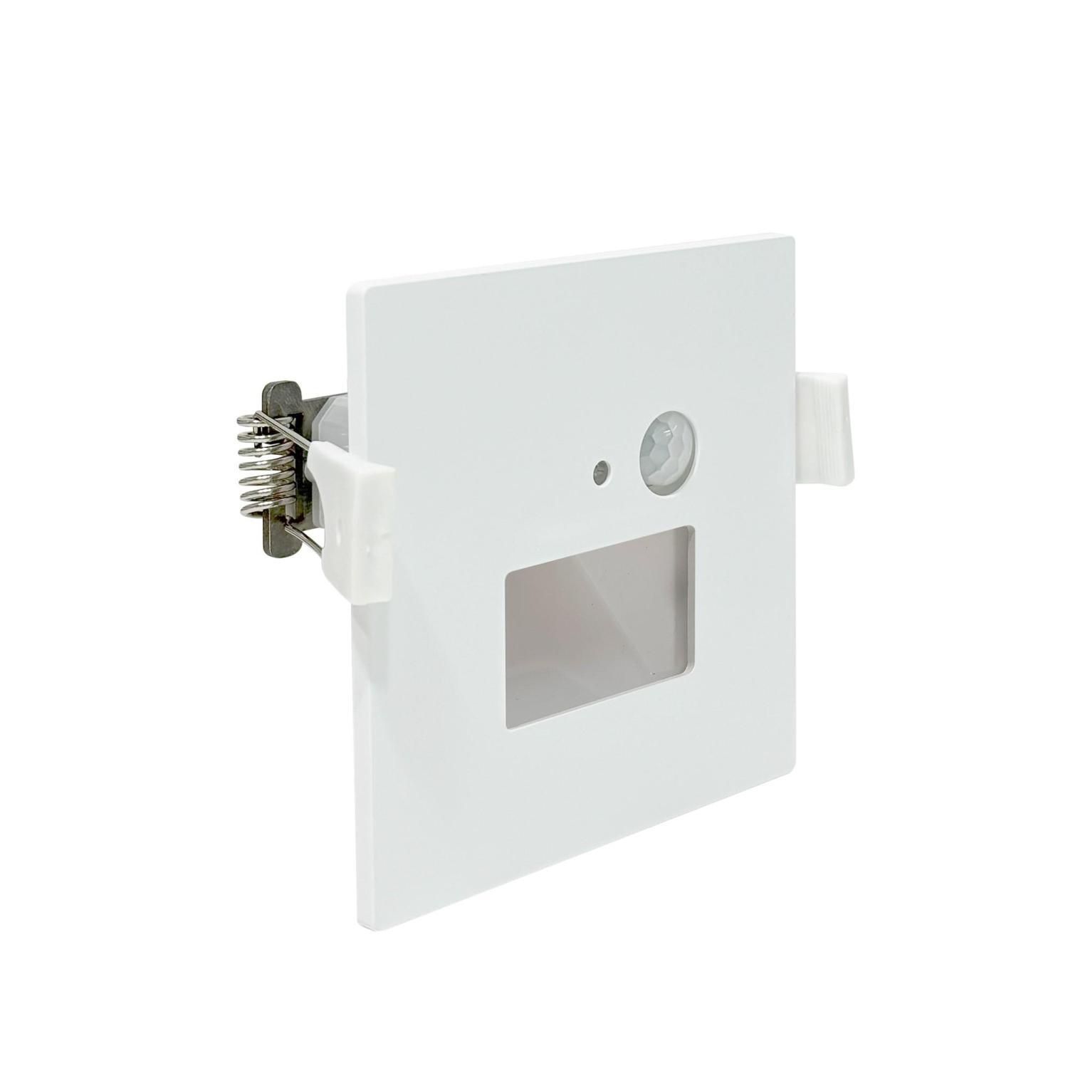 Linkable Steplight with PIR Sensor