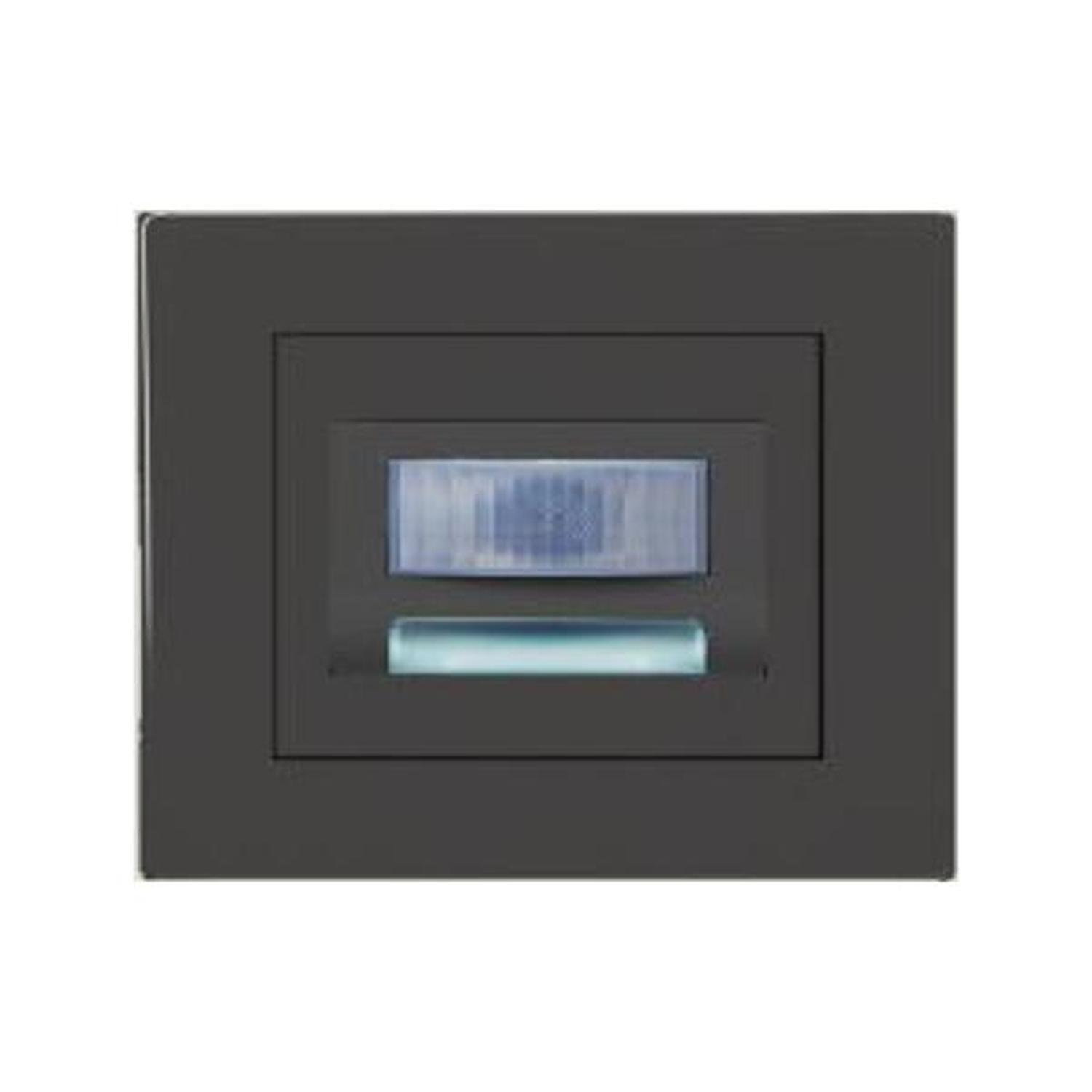 Vivo Skirting Light With Sensor