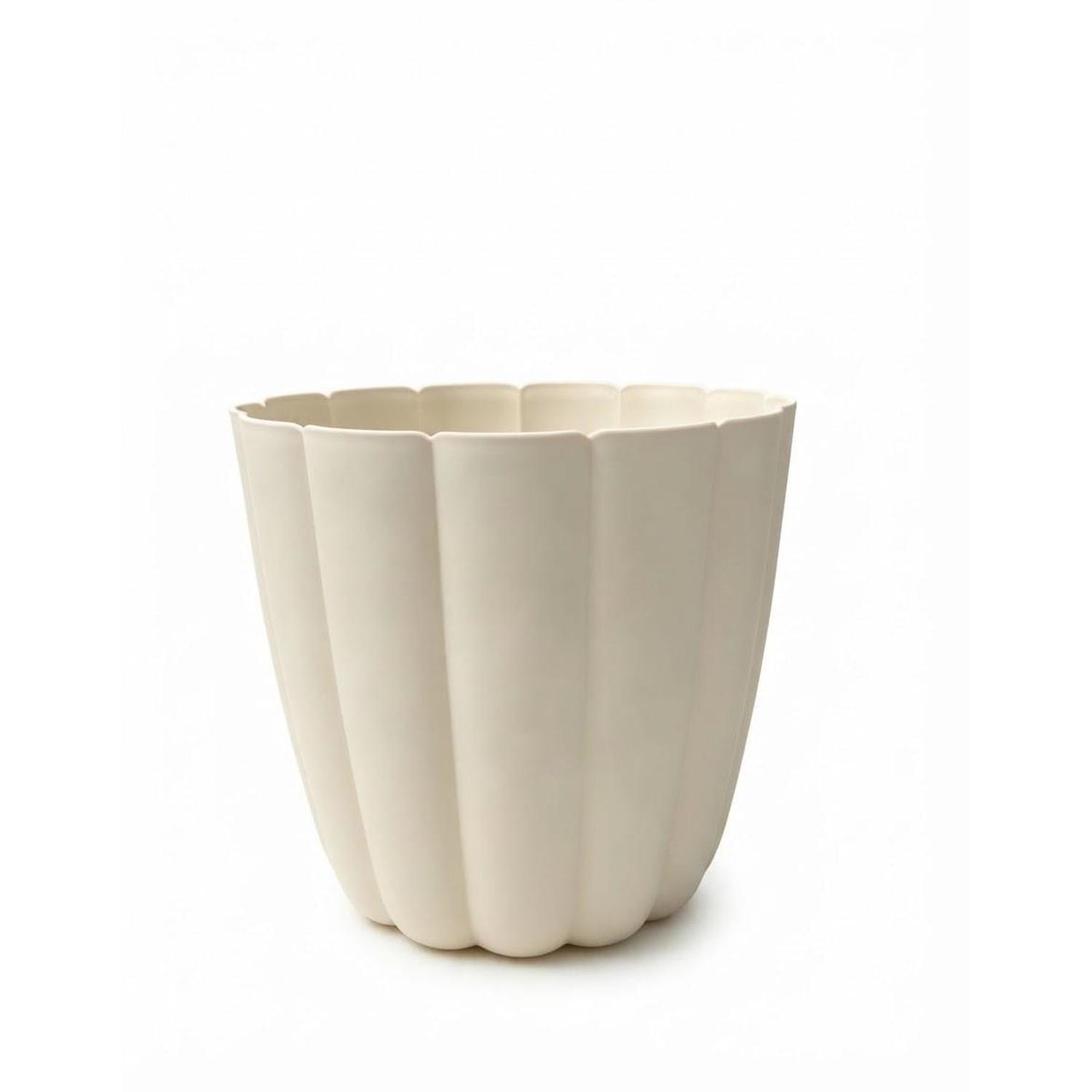 Plastic Pot Small Ivory