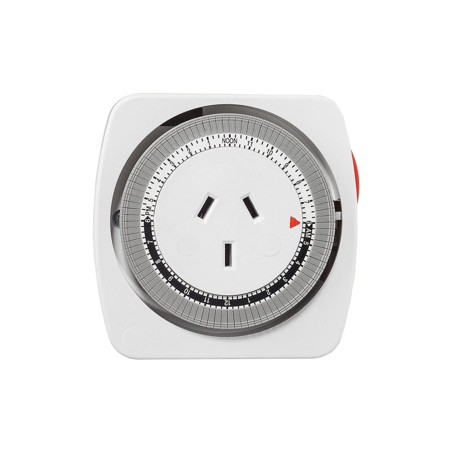 Analogue Plug In 24hr Timer