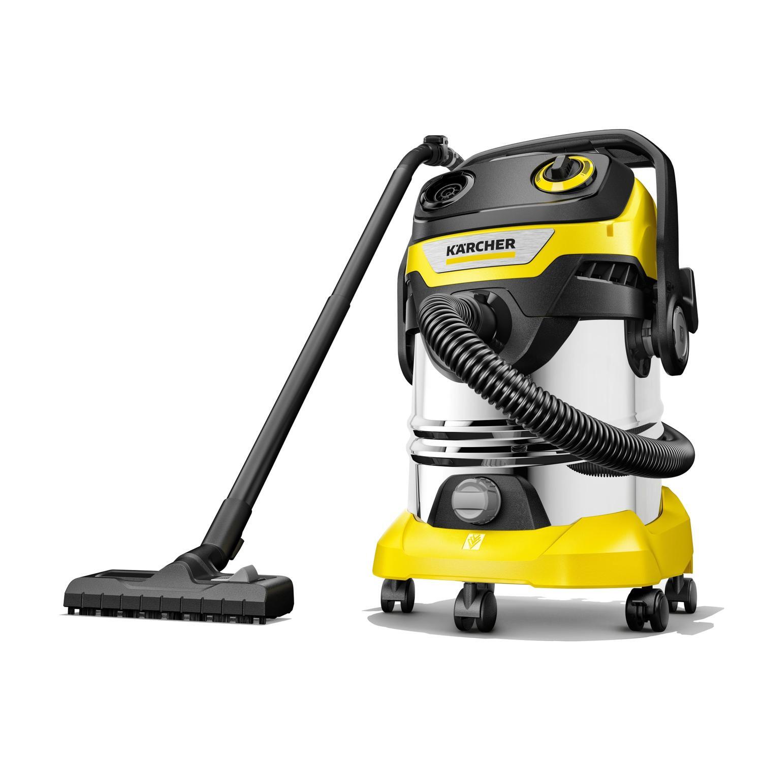 The WD 5 Control S 25/5/22 with 25-litre container can be operated from the suction hose itself thanks to the 2-in-1 remote control. Includes filter cleaning function and practical drain screw.