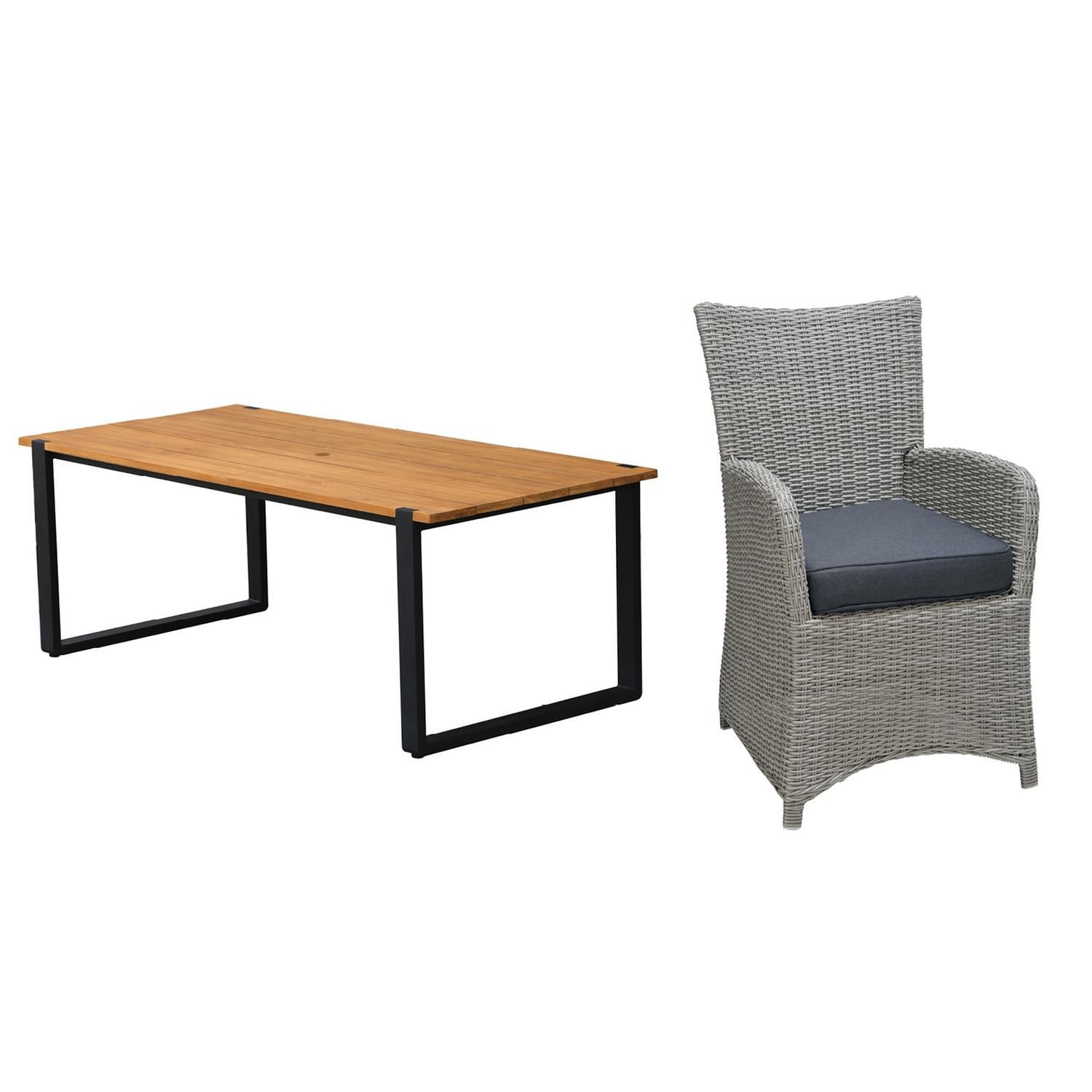 Outdoor Dining Setting