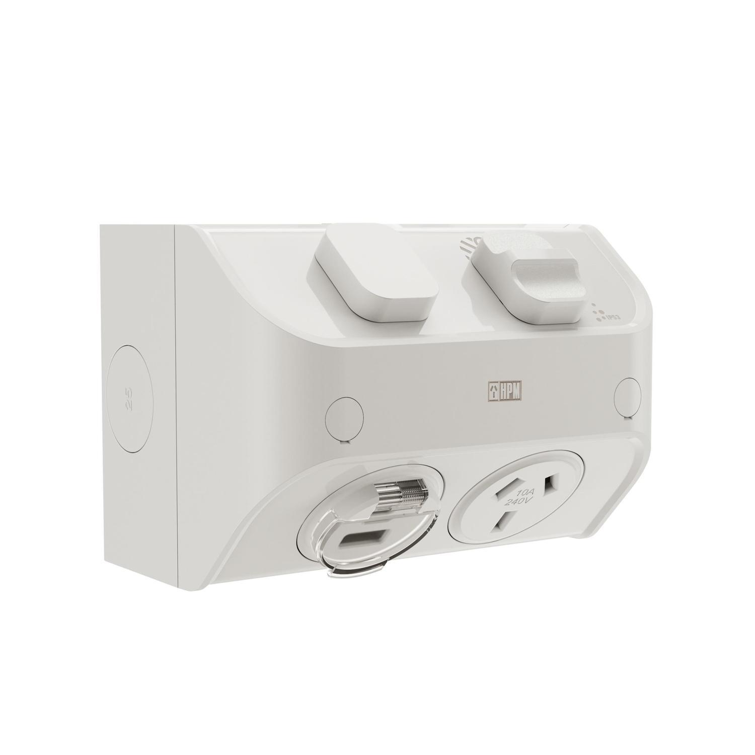 Aqua Weatherproof Double Powerpoint with USB
